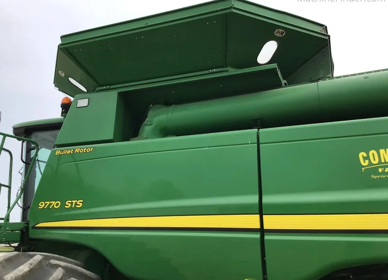 2011 John Deere 9770 STS (5) — listing photo 3