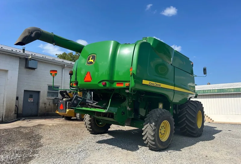 2010 John Deere 9570 STS (2) — listing photo 9