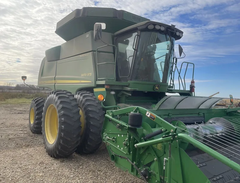 2010 John Deere 9870 STS (7) — listing photo 2