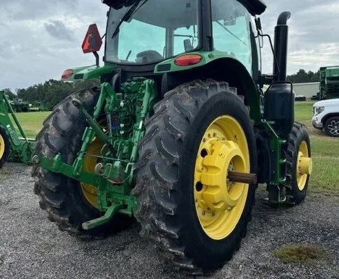 2017 John Deere 6215R — photo de l’annonce 3