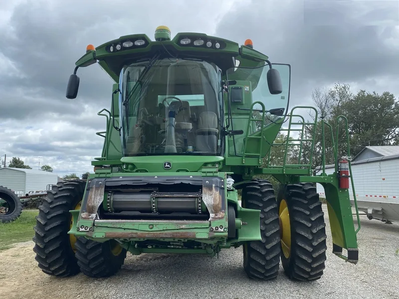 2013 John Deere S690 (1) — listing photo 4