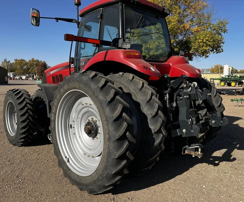 2010 Case IH Magnum 215 — photo de l’annonce 3