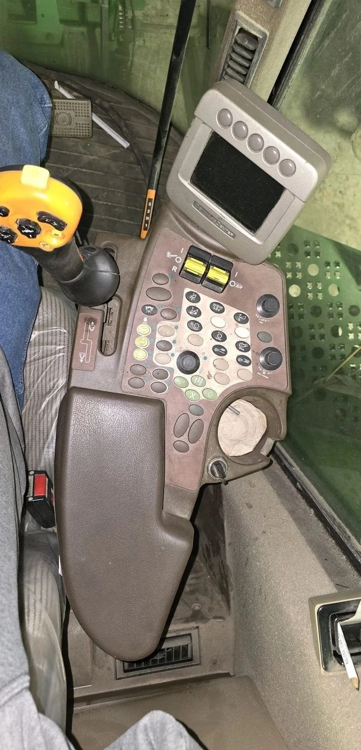 2010 John Deere 9570 STS (1) — photo de l’annonce 3