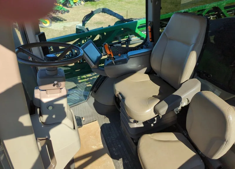 2014 John Deere R4030 — photo de l’annonce 5