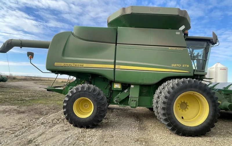 2010 John Deere 9870 STS (7) — listing photo 4