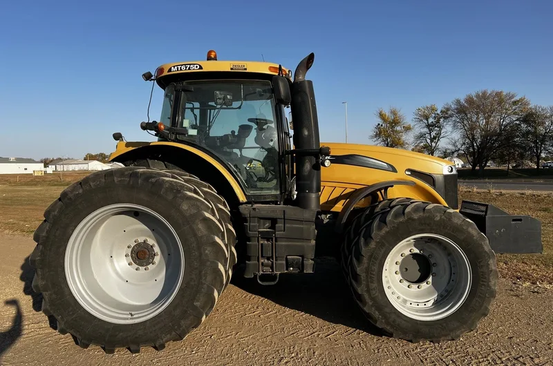 2013 Challenger MT675D — photo de l’annonce 5