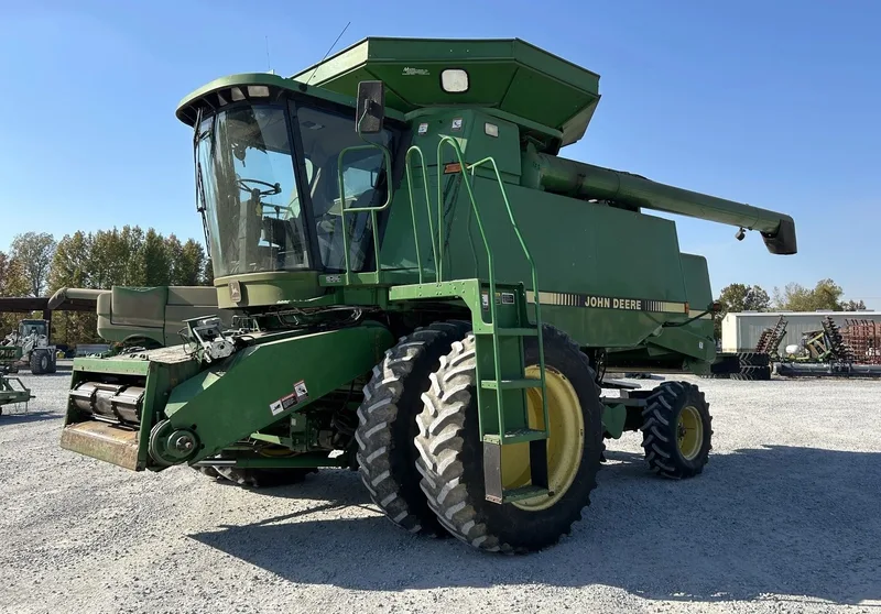 1996 John Deere 9600 — listing photo 1