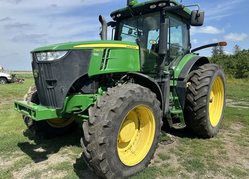 2011 John Deere 7260R — photo de l’annonce 1