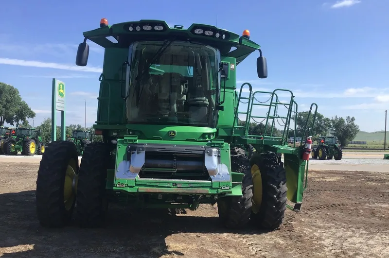 2013 John Deere S550 — listing photo 6