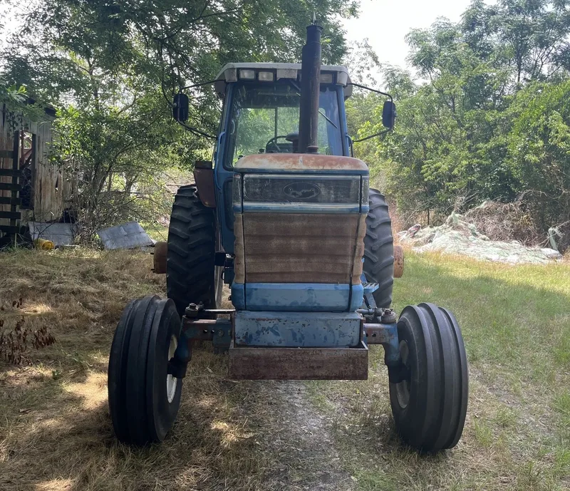 1988 Ford TW25 — listing photo 3