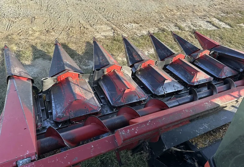 1999 Massey Ferguson 8780 (+Header) — listing photo 6