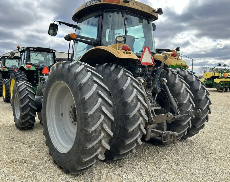 2010 Challenger MT645C — photo de l’annonce 8
