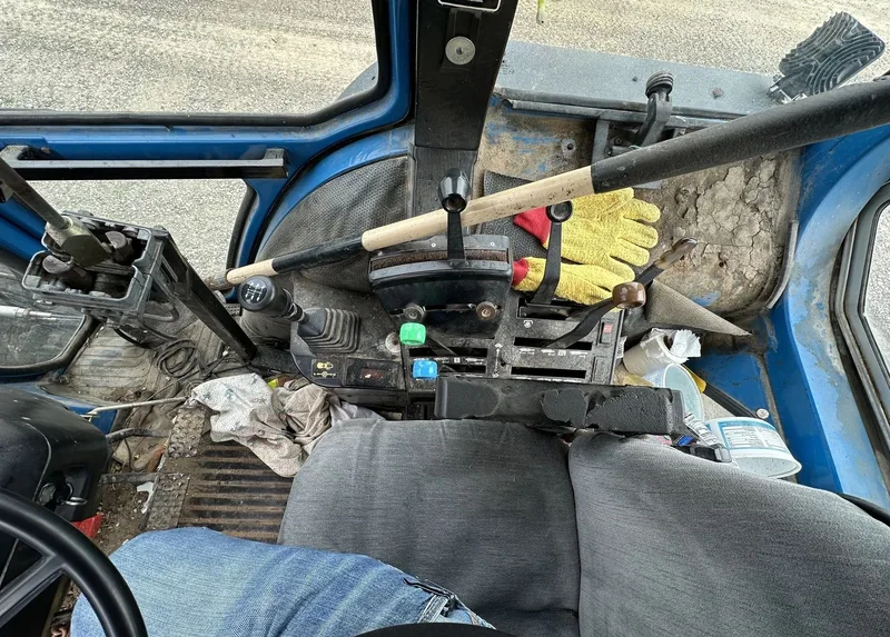 1991 Ford-New Holland 8830 — listing photo 4