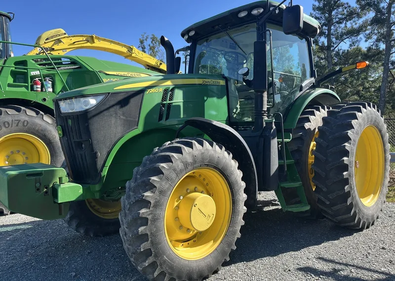 2013 John Deere 7260R — listing photo 1