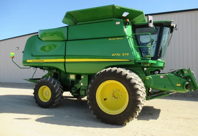 2010 John Deere 9770 STS (3) — photo de l’annonce 2