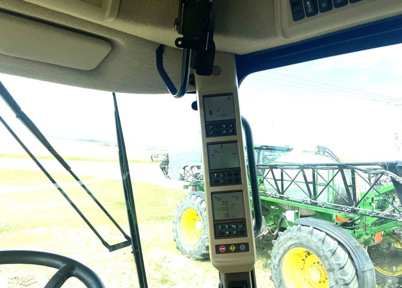 2011 John Deere 9870 STS (7) — listing photo 9
