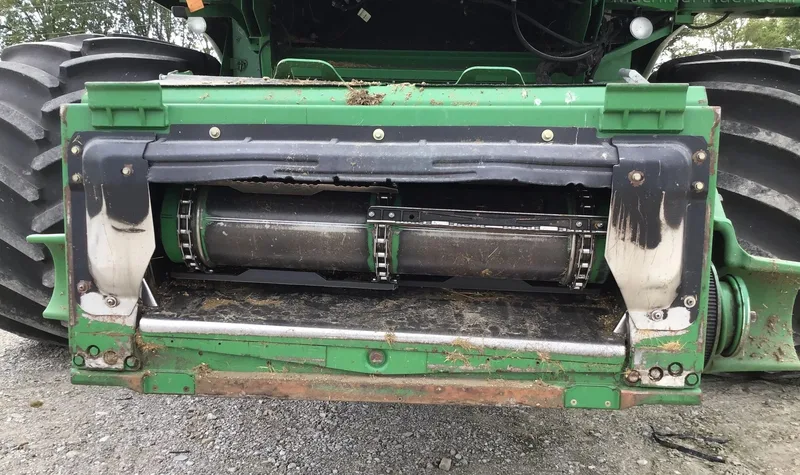 2011 John Deere 9770 STS (5) — listing photo 5