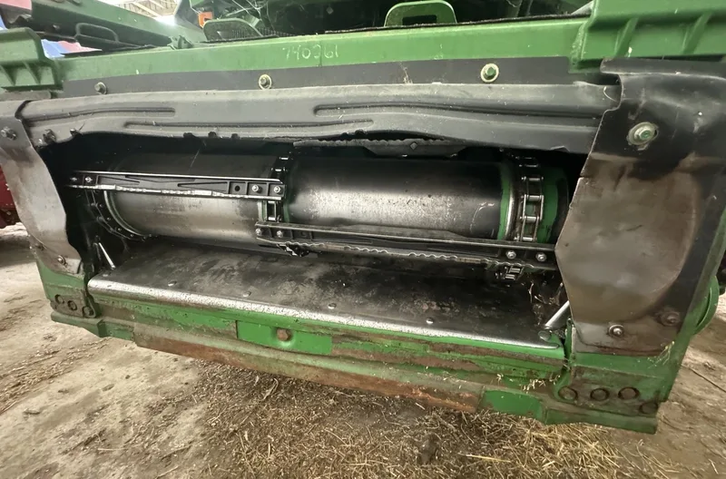 2011 John Deere 9770 STS (3) — listing photo 4