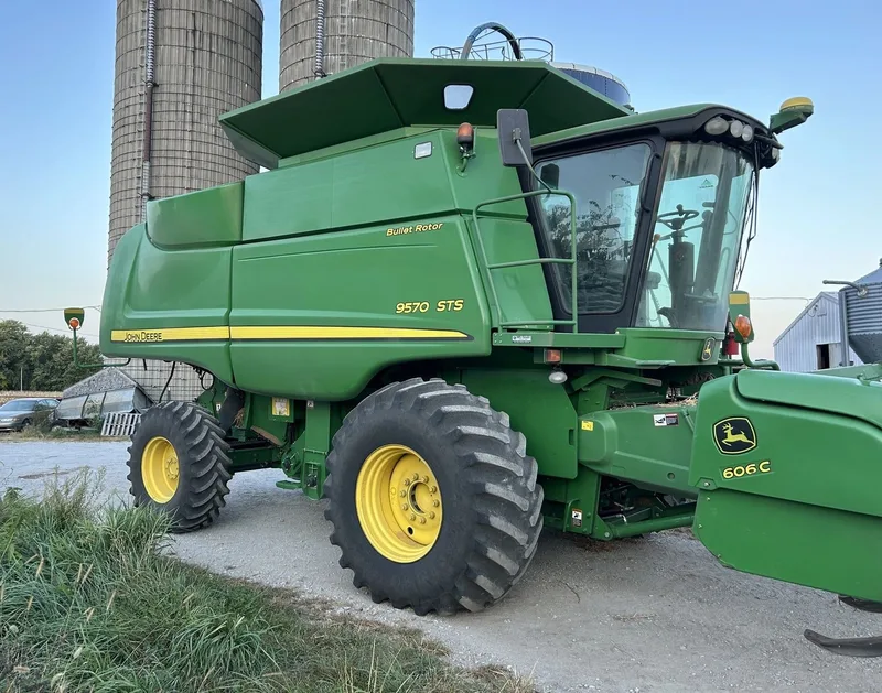 2010 John Deere 9570 STS — photo de l’annonce 10