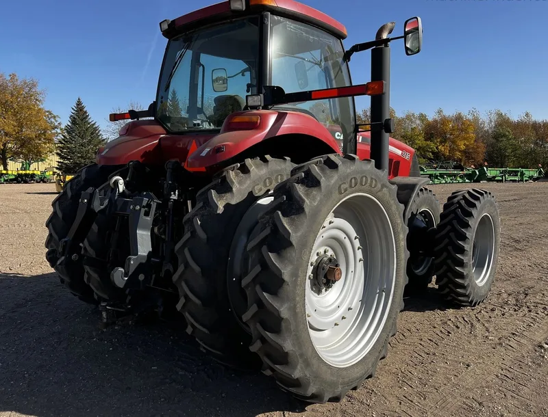 2010 Case IH Magnum 215 — photo de l’annonce 4