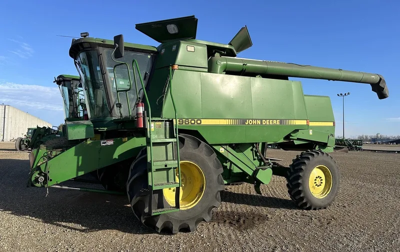 1990 John Deere 9600 — photo de l’annonce 1