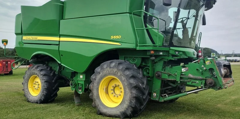 2015 John Deere S650 — listing photo 7