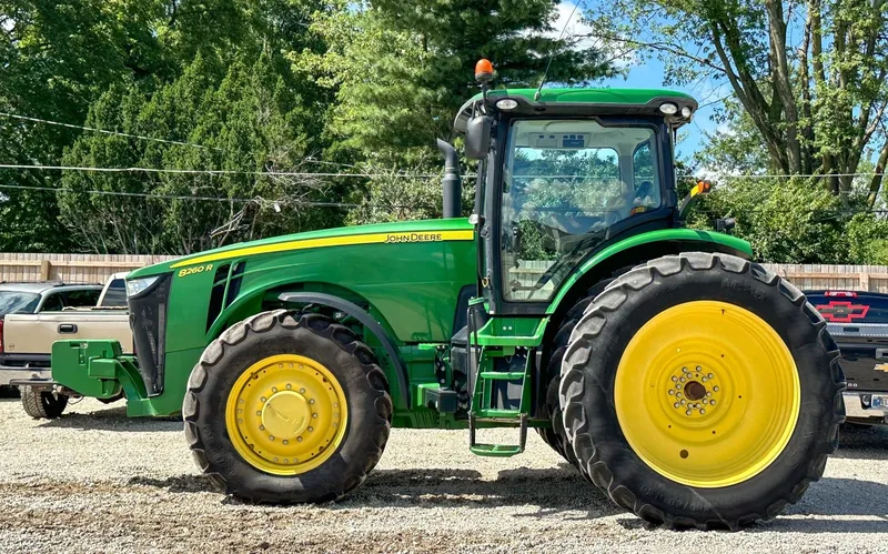 2013 John Deere 8260R — photo de l’annonce 9