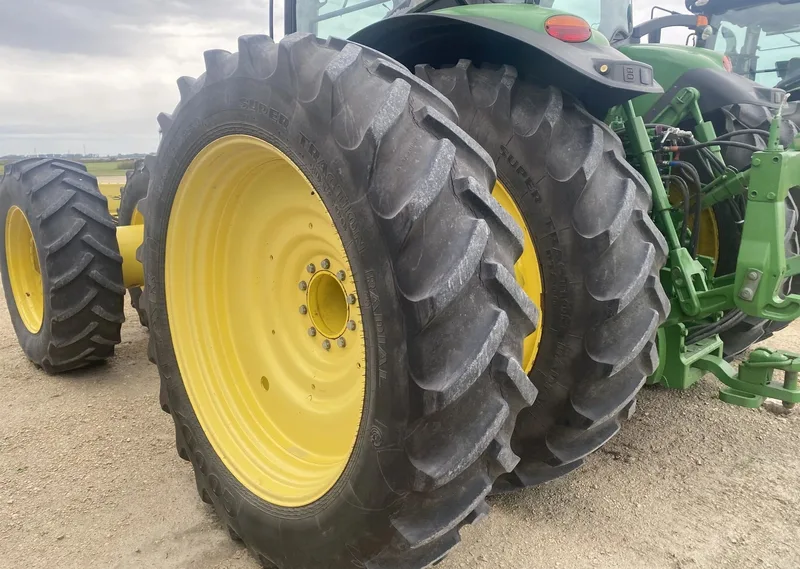 2015 John Deere 8295R — listing photo 5