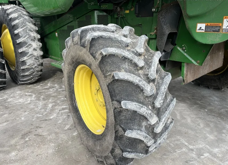2011 John Deere 9770 STS (2) — listing photo 9