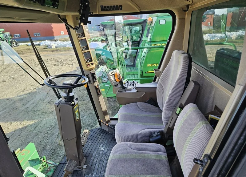 2011 John Deere 9570 STS — photo de l’annonce 7