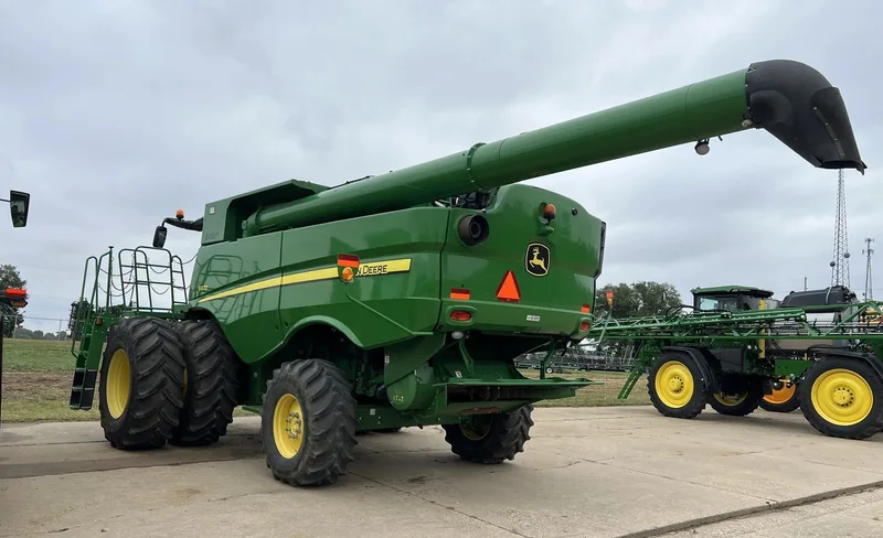 2014 John Deere S670 — photo de l’annonce 2
