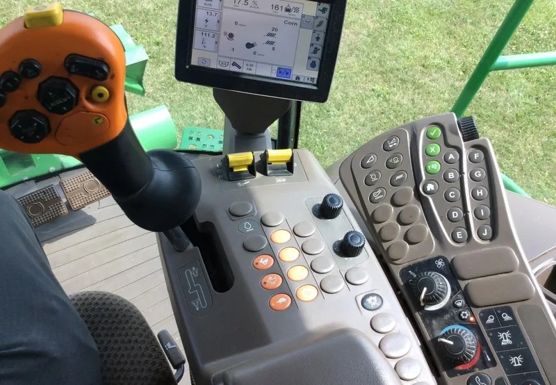 2013 John Deere S550 (2) — photo de l’annonce 8