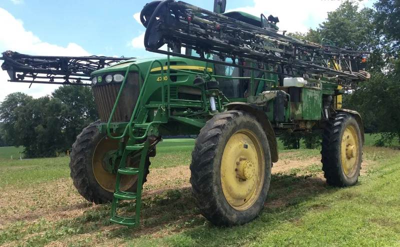 2010 John Deere 4730 — photo de l’annonce 2