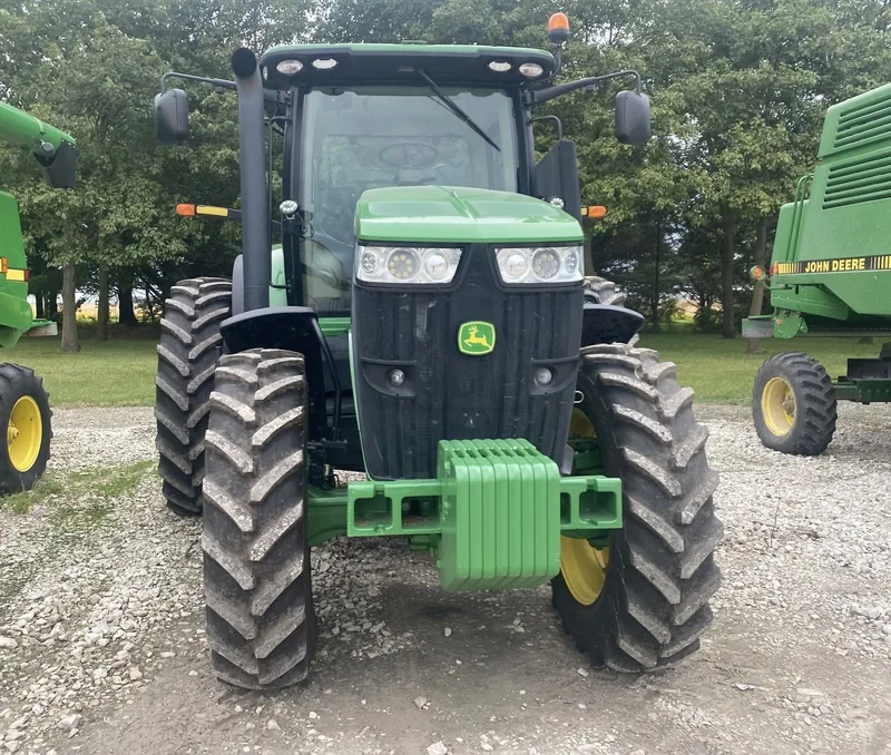 2011 John Deere 7230R — listing photo 4