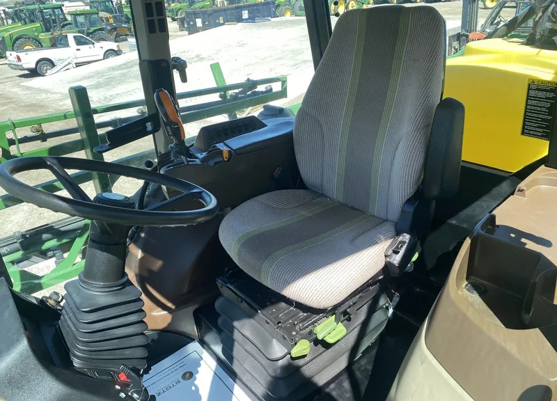 2011 John Deere 4630 (1) — listing photo 7