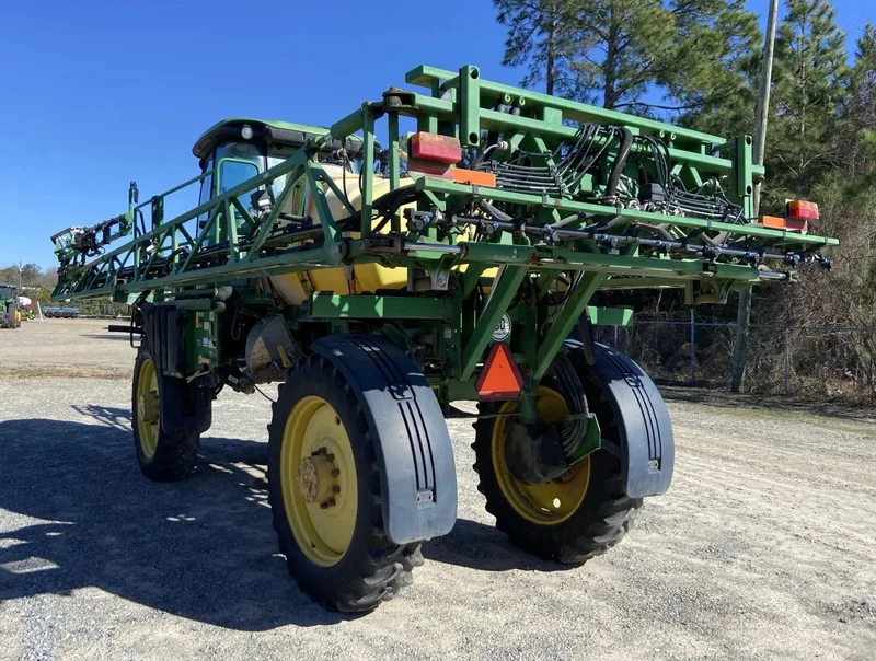 2015 John Deere 4630 — listing photo 2