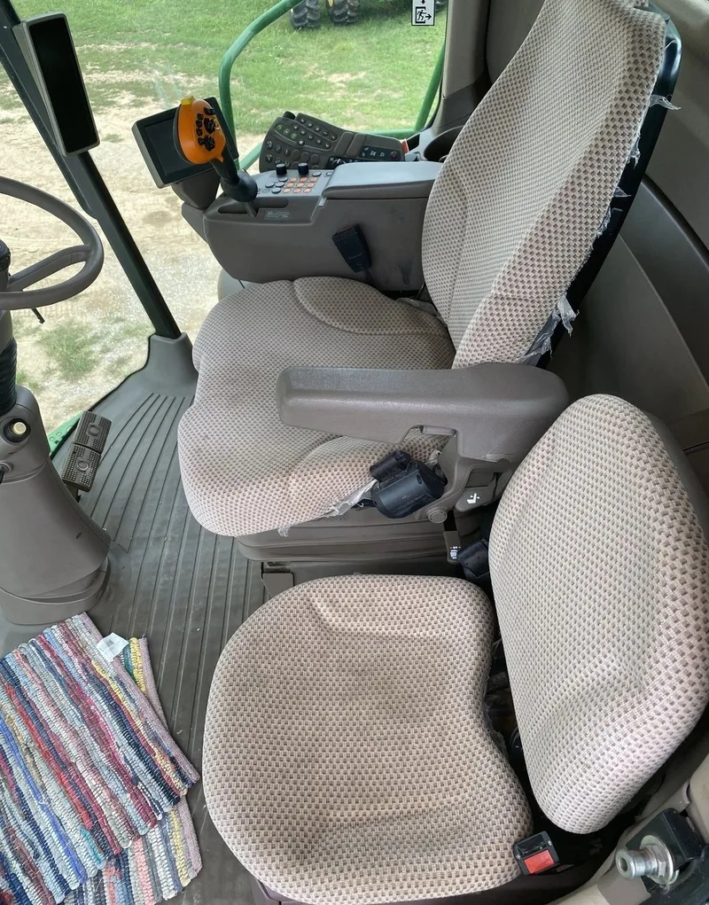 2013 John Deere S690 (1) — listing photo 8