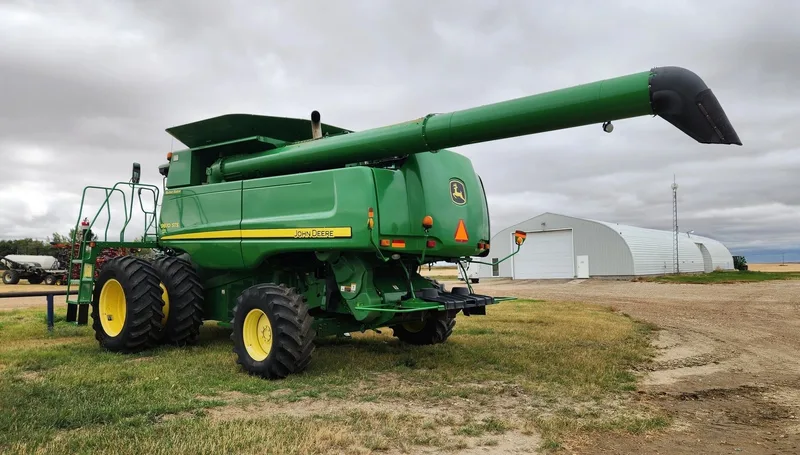 2010 John Deere 9870 STS (5) — listing photo 4