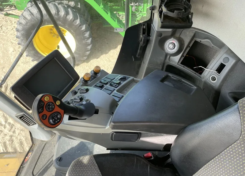 2012 Claas 750TT — listing photo 10