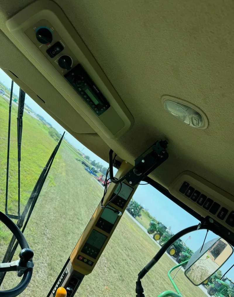 2010 John Deere 9770 STS — listing photo 9