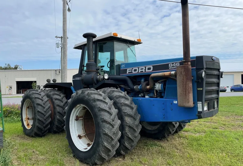 1993 Ford Versatile 846 — photo de l’annonce 1