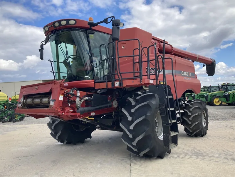 2010 Case IH 7120 — listing photo 5