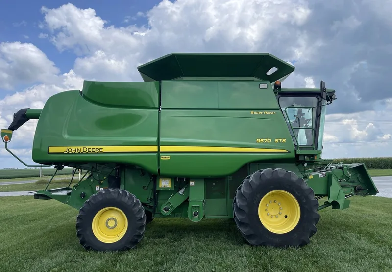 2010 John Deere 9570 STS (3) — photo de l’annonce 2
