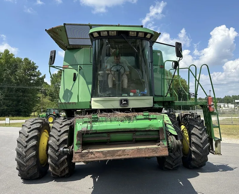 1996 John Deere 9600 (+Plateforme) — photo de l’annonce 3