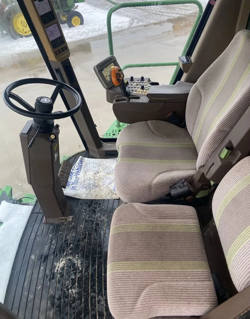2010 John Deere 9870 STS (2) — photo de l’annonce 9