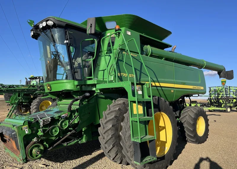 2011 John Deere 9770 STS (7) — photo de l’annonce 1