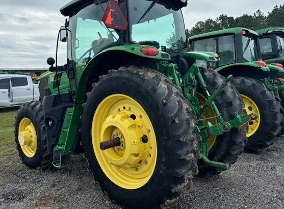 2017 John Deere 6215R — photo de l’annonce 5